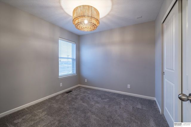 20459 E Street, Omaha, NE 68022