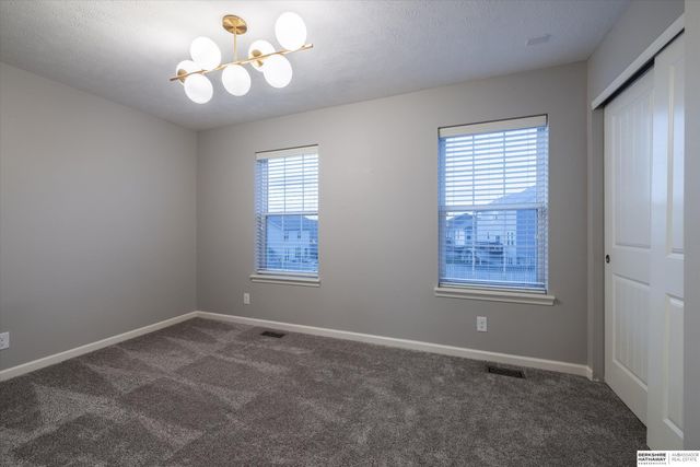 20459 E Street, Omaha, NE 68022