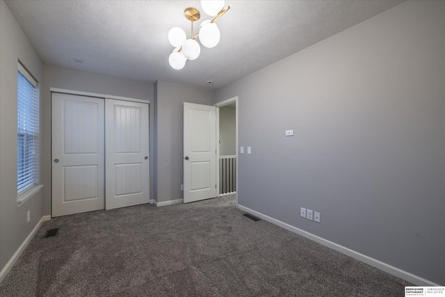 20459 E Street, Omaha, NE 68022