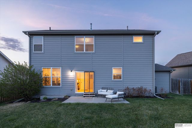 20459 E Street, Omaha, NE 68022