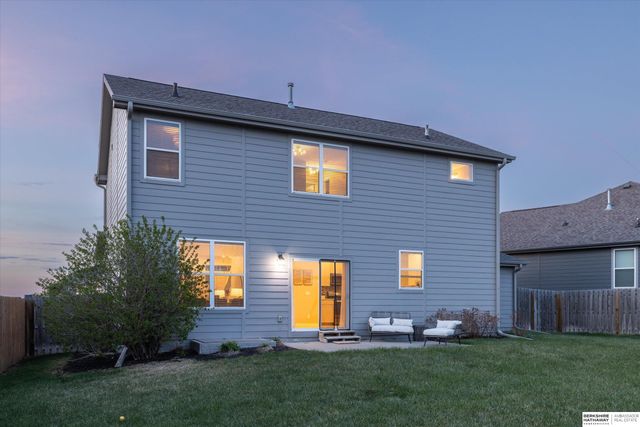 20459 E Street, Omaha, NE 68022