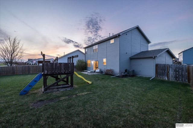 20459 E Street, Omaha, NE 68022
