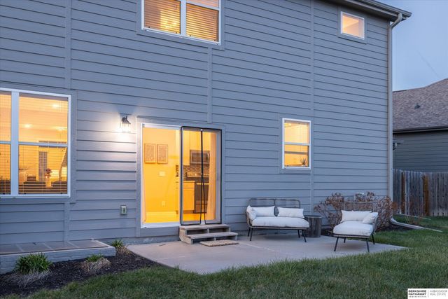 20459 E Street, Omaha, NE 68022