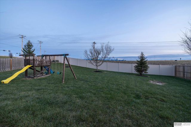 20459 E Street, Omaha, NE 68022