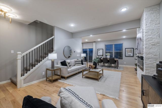 20459 E Street, Omaha, NE 68022