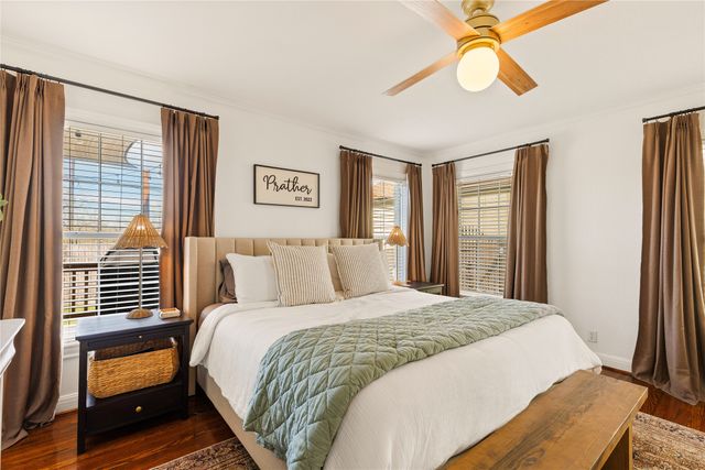 4216 Locke Avenue, Fort Worth, TX 76107