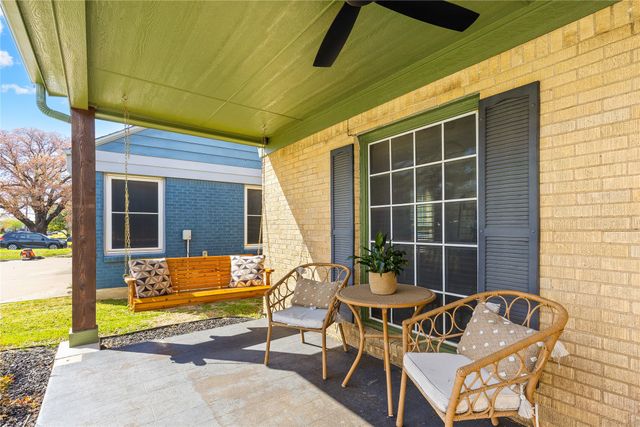 4216 Locke Avenue, Fort Worth, TX 76107