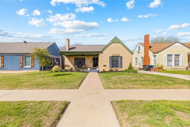 4216 Locke Avenue, Fort Worth, TX 76107