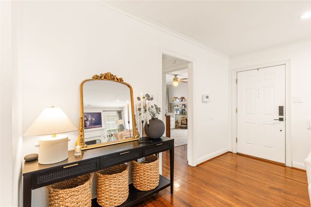 4216 Locke Avenue, Fort Worth, TX 76107