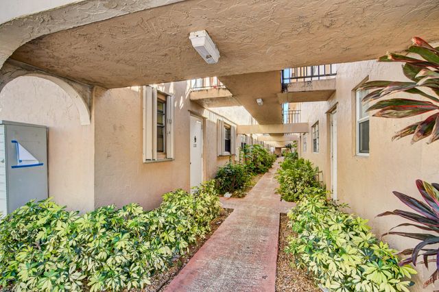 600 SW 2nd Avenue 240, Boca Raton, FL 33432