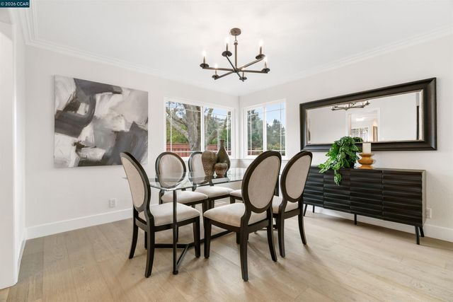 224 Briar Dr, Martinez, CA 94553