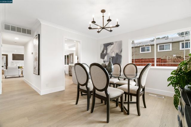 224 Briar Dr, Martinez, CA 94553