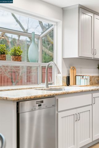 224 Briar Dr, Martinez, CA 94553