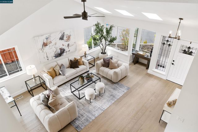 224 Briar Dr, Martinez, CA 94553