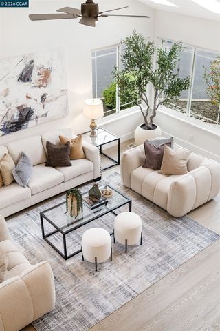 224 Briar Dr, Martinez, CA 94553