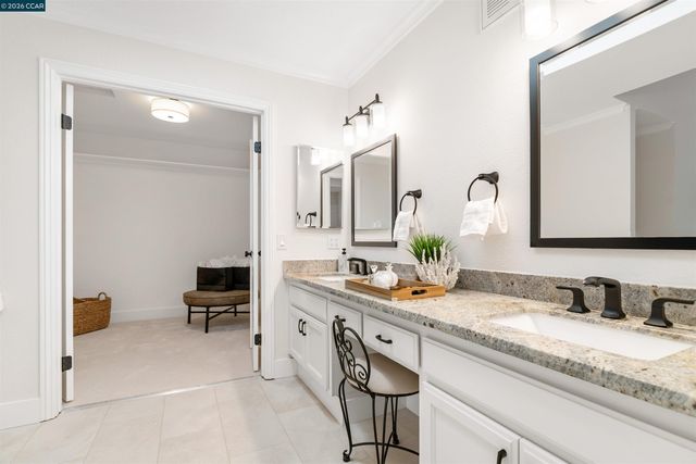 224 Briar Dr, Martinez, CA 94553