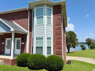 411 Moon Bay Drive, Kuttawa, KY 42055