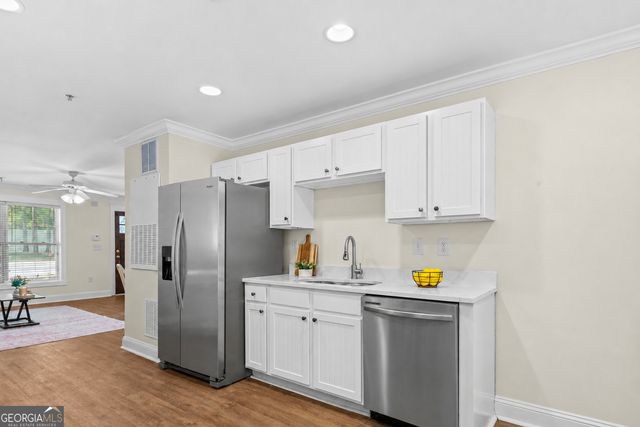 1035 Barnett Shoals Road 913, Athens, GA 30605
