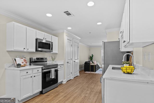 1035 Barnett Shoals Road 913, Athens, GA 30605