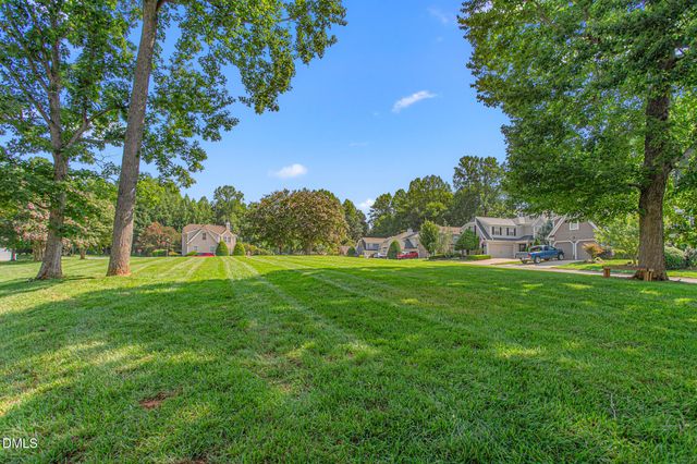 112 Gene Sarazen Drive, Mebane, NC 27302