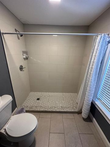 8702 EL PORTAL DR, Tampa, FL 33604