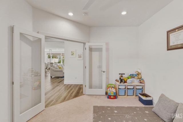 14709 Bromshire Street, Bakersfield, CA 93311