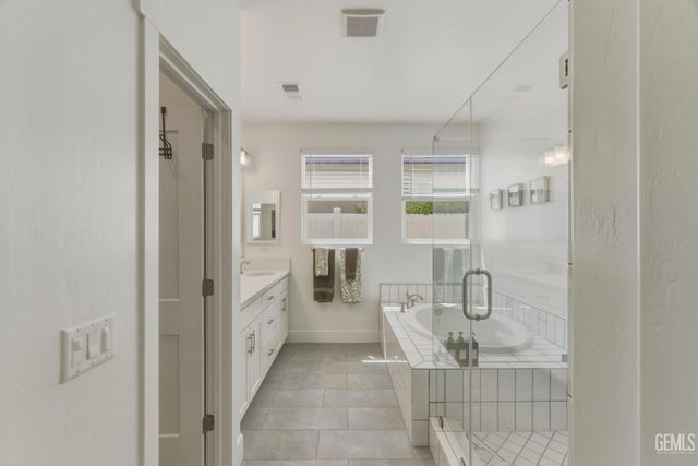 14709 Bromshire Street, Bakersfield, CA 93311