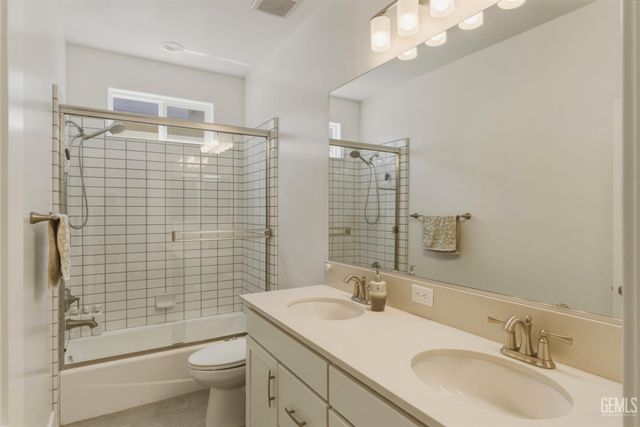 14709 Bromshire Street, Bakersfield, CA 93311