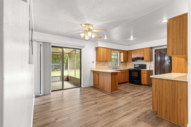 1421 NE 23RD STREET, Ocala, FL 34470