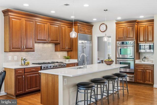 23041 OLYMPIA DR, Brambleton, VA 20148