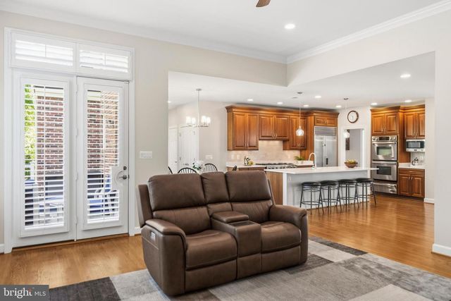 23041 OLYMPIA DR, Brambleton, VA 20148