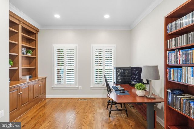 23041 OLYMPIA DR, Brambleton, VA 20148