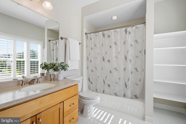 23041 OLYMPIA DR, Brambleton, VA 20148