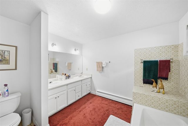 11881 Westshore Drive, Pinckney, MI 48169