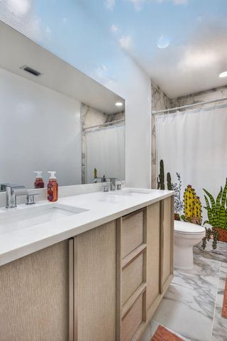 7355 NW 83RD Avenue, Tamarac, FL 33321