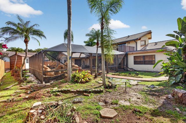 7355 NW 83RD Avenue, Tamarac, FL 33321