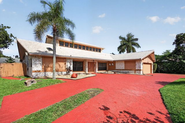 7355 NW 83RD Avenue, Tamarac, FL 33321