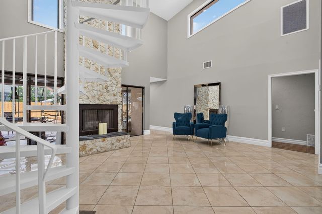 7355 NW 83RD Avenue, Tamarac, FL 33321