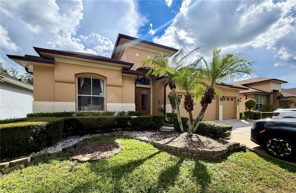 Image 1 of property listing at 8494 LAKE WAVERLY LANE, Orlando, FL 32829