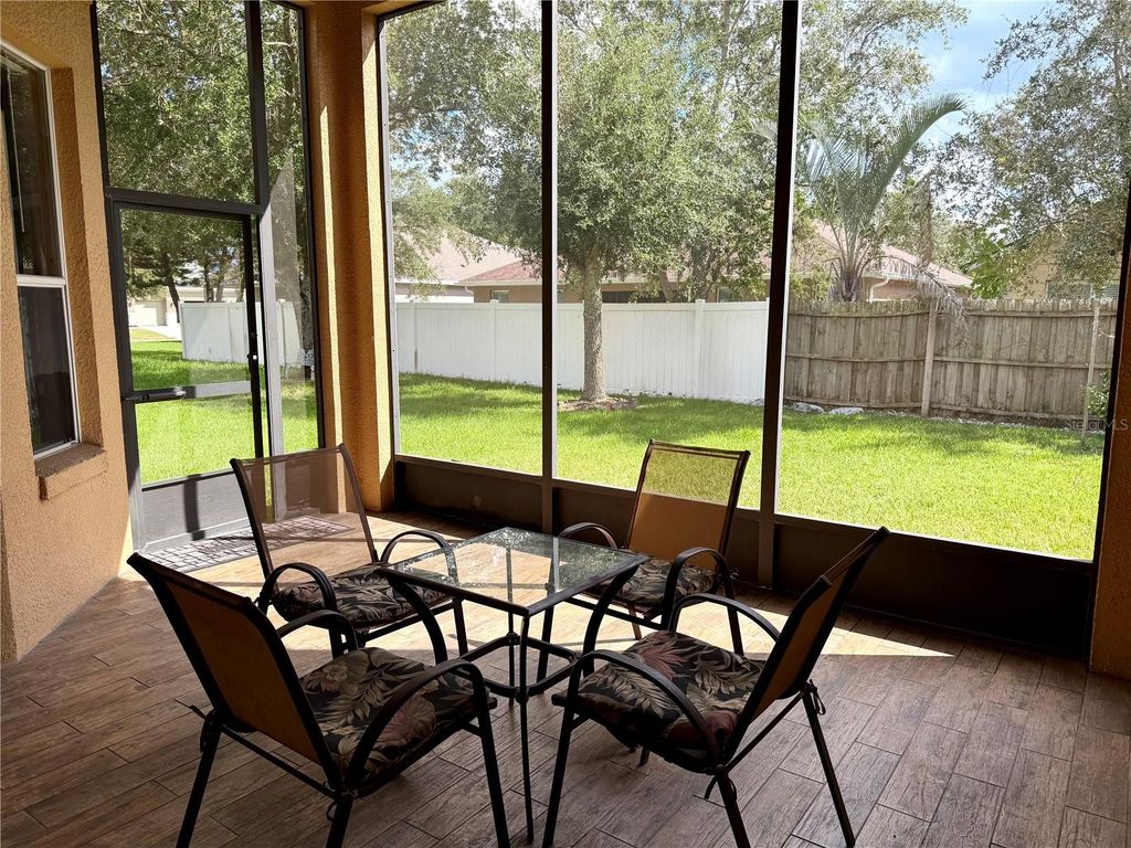 Image 36 of property listing at 8494 LAKE WAVERLY LANE, Orlando, FL 32829