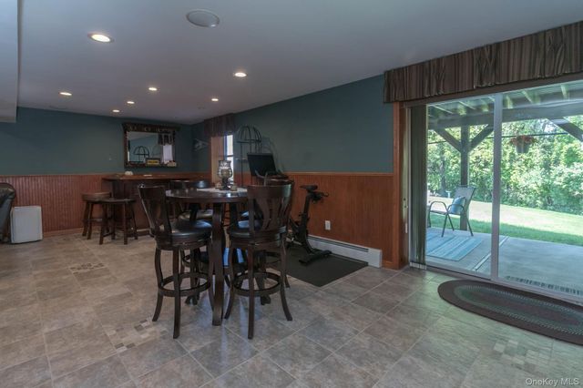 19 Aimee Court, Warwick, NY 10990
