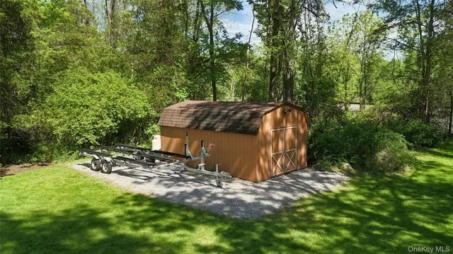 19 Aimee Court, Warwick, NY 10990