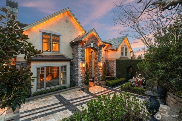 7316 164th Street SW, Edmonds, WA 98026