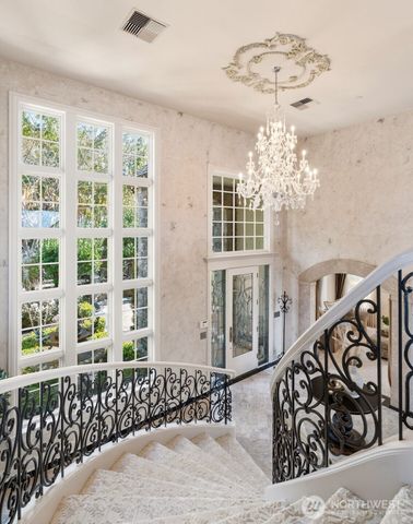 7316 164th Street SW, Edmonds, WA 98026