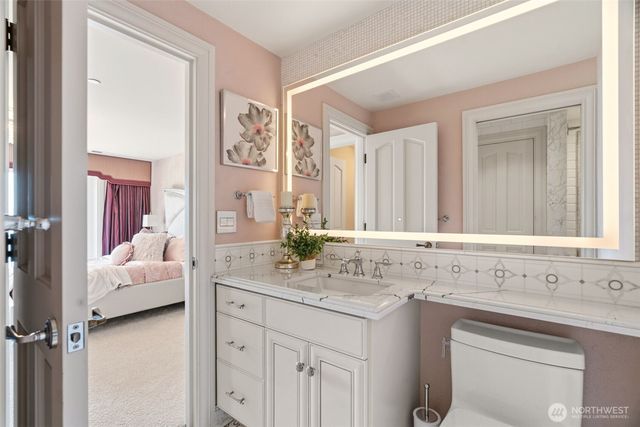 7316 164th Street SW, Edmonds, WA 98026