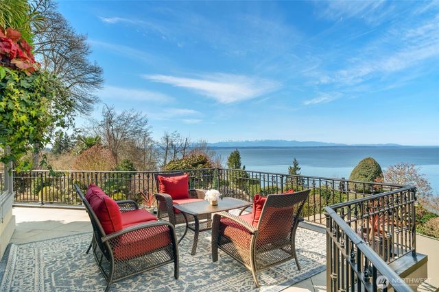 7316 164th Street SW, Edmonds, WA 98026