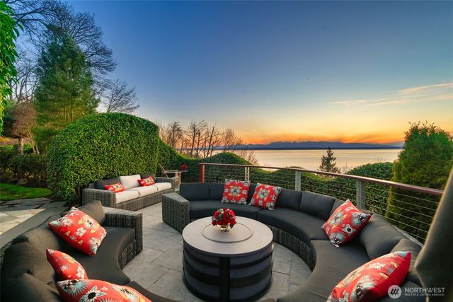 7316 164th Street SW, Edmonds, WA 98026