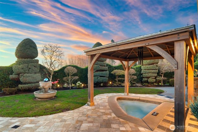 7316 164th Street SW, Edmonds, WA 98026