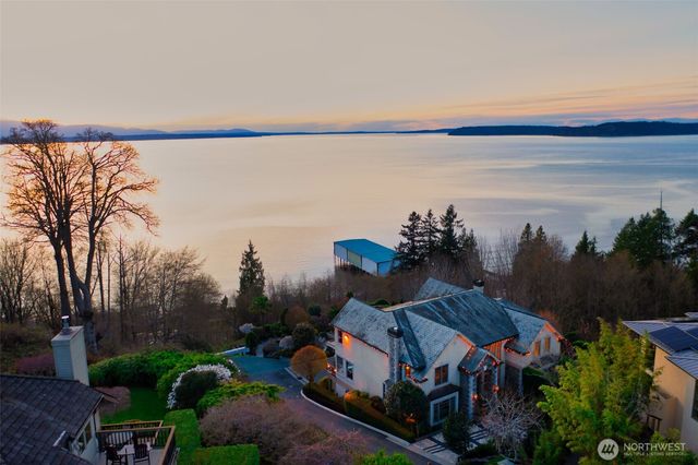 7316 164th Street SW, Edmonds, WA 98026