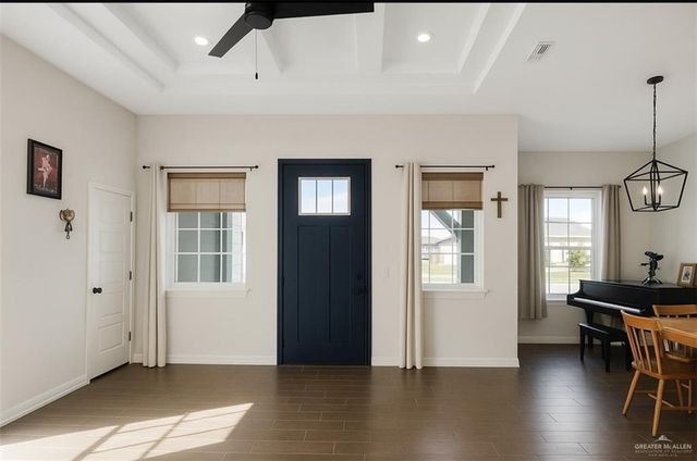 1604 E Mayhem Drive, Edinburg, TX 78542